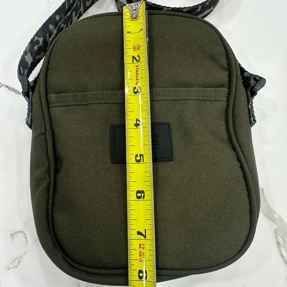 Victoria’s Secret PINK Olive Green Crossbody Bag Leopard Strap